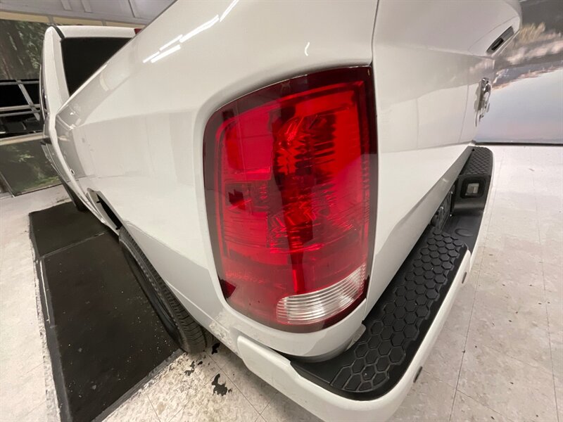 2019 RAM 1500 Tradesman Crew Cab 4X4 / 5.7L V8 / Backup Camera  / 8-Speed Transmission - Photo 27 - Gladstone, OR 97027