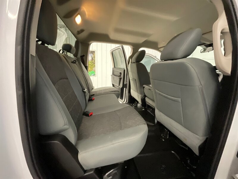 2019 RAM 1500 Tradesman Crew Cab 4X4 / 5.7L V8 / Backup Camera  / 8-Speed Transmission - Photo 40 - Gladstone, OR 97027