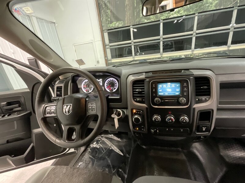 2019 RAM 1500 Tradesman Crew Cab 4X4 / 5.7L V8 / Backup Camera  / 8-Speed Transmission - Photo 20 - Gladstone, OR 97027