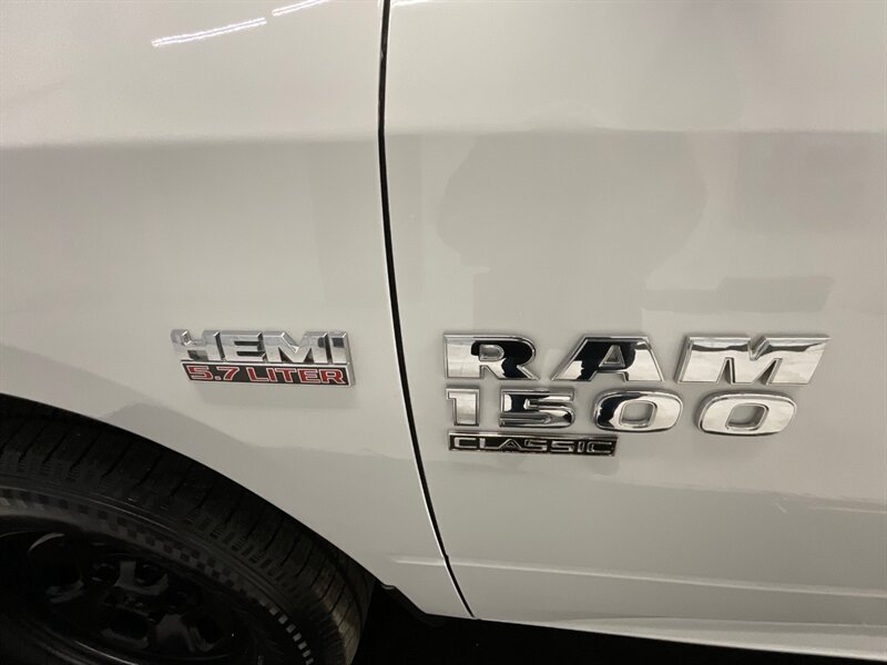 2019 RAM 1500 Tradesman Crew Cab 4X4 / 5.7L V8 / Backup Camera  / 8-Speed Transmission - Photo 35 - Gladstone, OR 97027