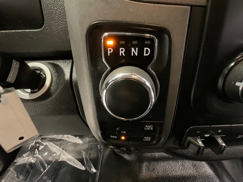 2019 RAM 1500 Tradesman Crew Cab 4X4 / 5.7L V8 / Backup Camera  / 8-Speed Transmission - Photo 44 - Gladstone, OR 97027