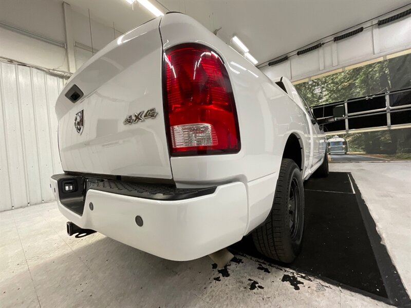 2019 RAM 1500 Tradesman Crew Cab 4X4 / 5.7L V8 / Backup Camera  / 8-Speed Transmission - Photo 10 - Gladstone, OR 97027