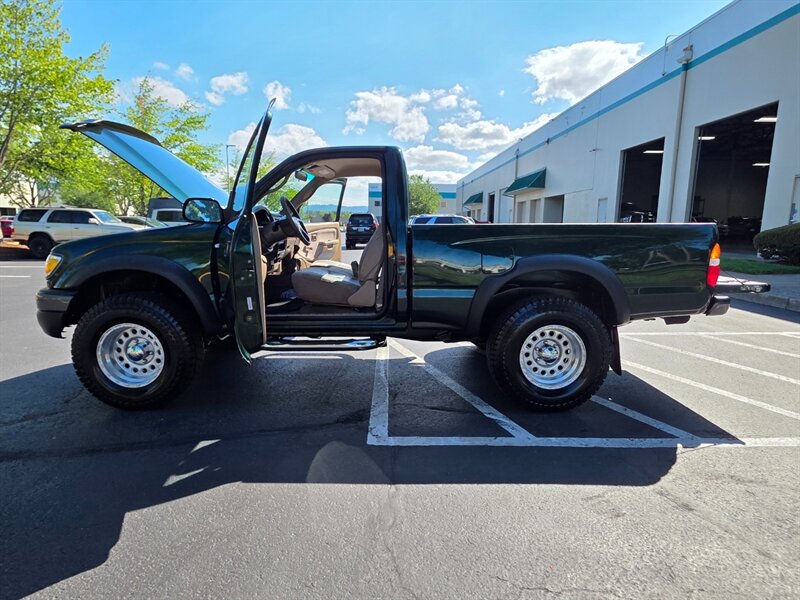 2002 Toyota Tacoma SINGLE CAB 4-CYL 2.7L / 4X4 / 5-SPEED / 1-OWNER / MANUAL TRANSMISSION / 169K MILES / NO RUST / IMMACULATE - Photo 19 - Portland, OR 97217