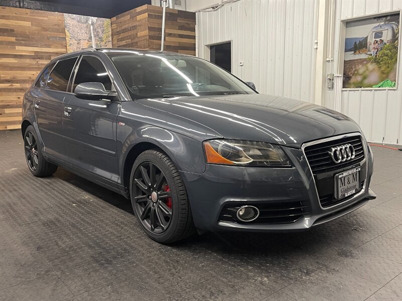 2011 Audi A3 2.0 TDI Premium Plus   - Photo 2 - Gladstone, OR 97027