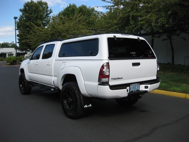 2010 Toyota Tacoma V6/4WD/ Trd Sport Off Road/ LIFTED   - Photo 3 - Portland, OR 97217