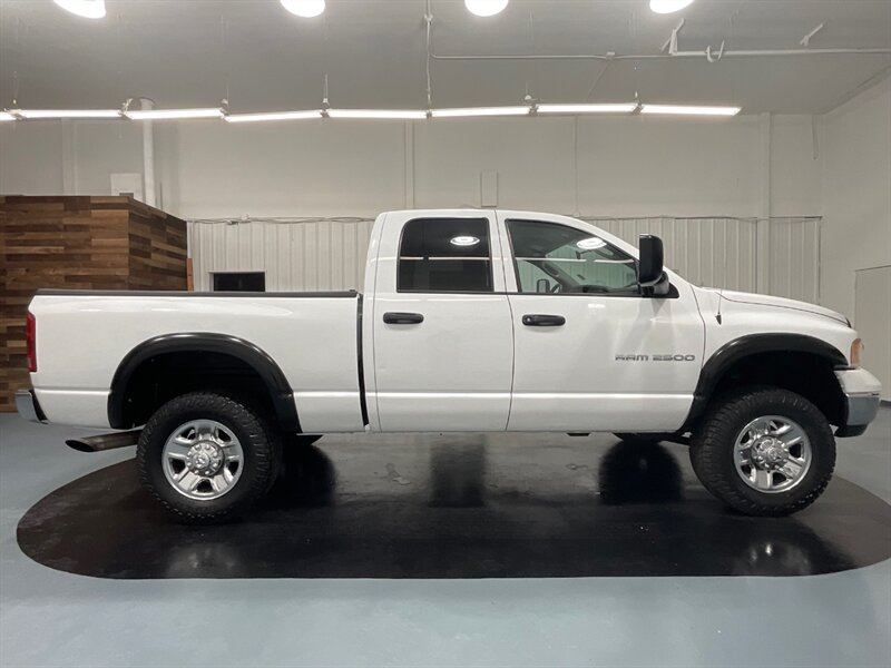 2004 Dodge Ram 2500 Quad Cab 4X4 / 5.9L DIESEL / 6-SPEED / 115K MILES  / RUST FREE / 115K MILES - Photo 4 - Gladstone, OR 97027