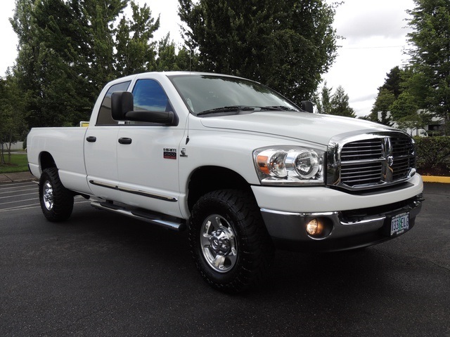 2009 Dodge Ram 2500 SLT / Crew Cab / 4X4 / Cummins DIESEL / Long Bed   - Photo 2 - Portland, OR 97217