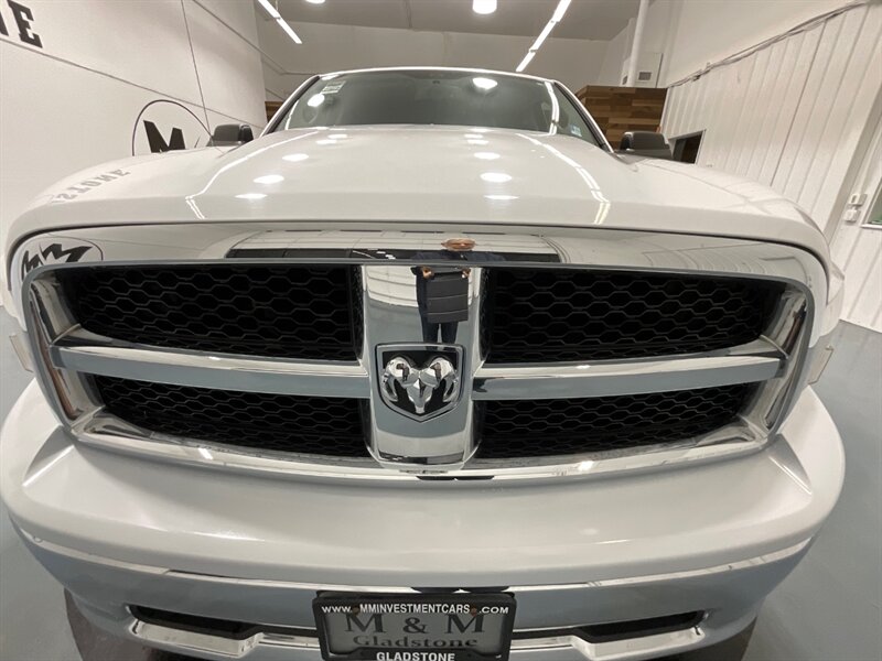 2012 RAM 1500 Quad Cab 4X4 / 4.7L V8 / RAMBOX / LOCAL  / NO RUST / Excel Cond - Photo 30 - Gladstone, OR 97027