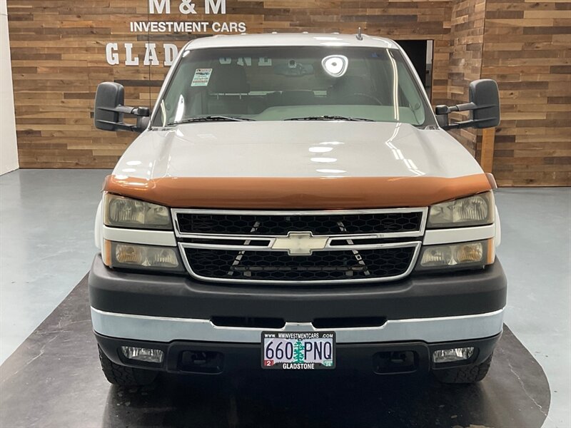 2006 Chevrolet Silverado 2500 LT 4X4 / 6.6L DIESEL / LBZ MOTOR / 94,000 MILES  / ZERO RUST / Long Bed - Photo 5 - Gladstone, OR 97027