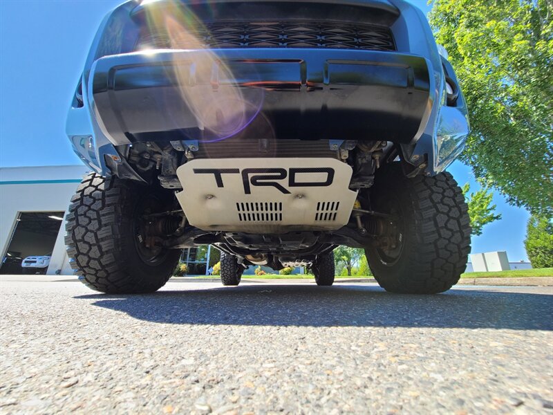 2018 Toyota 4Runner TRD PRO 4X4 / LIFTED / CRAWL CONTROL / DIFF LOCKER  / NEW TIRES / OEM TRD WHEELS / PRISTINE SHAPE !!! - Photo 24 - Portland, OR 97217