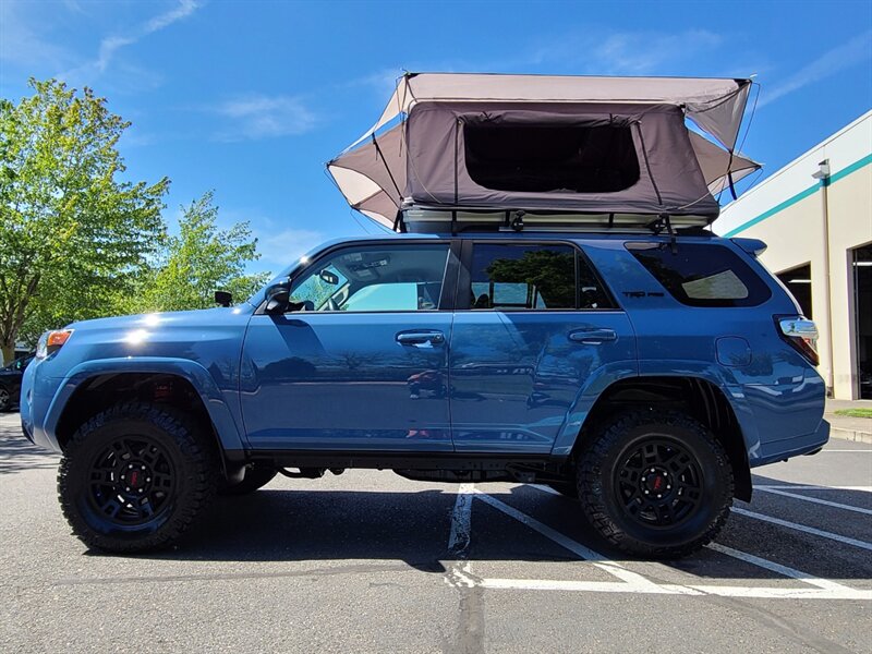 2018 Toyota 4Runner TRD PRO 4X4 / LIFTED / CRAWL CONTROL / DIFF LOCKER  / NEW TIRES / OEM TRD WHEELS / PRISTINE SHAPE !!! - Photo 3 - Portland, OR 97217