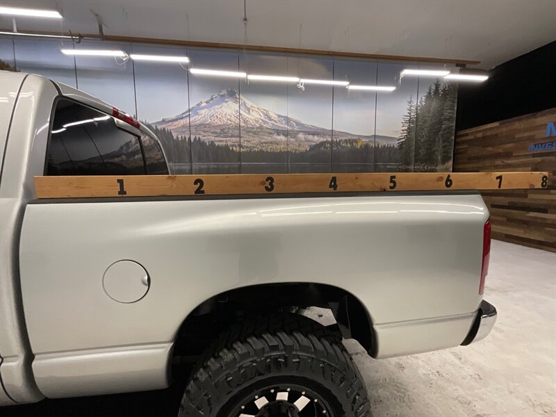 2004 Dodge Ram 2500 BIG HORN 4-Dr 4X4 / 5.9L CUMMINS DIESEL / LIFTED  / RUST FREE / LIFTED w. BRAND NEW 35 " MUD TIRES - Photo 11 - Gladstone, OR 97027