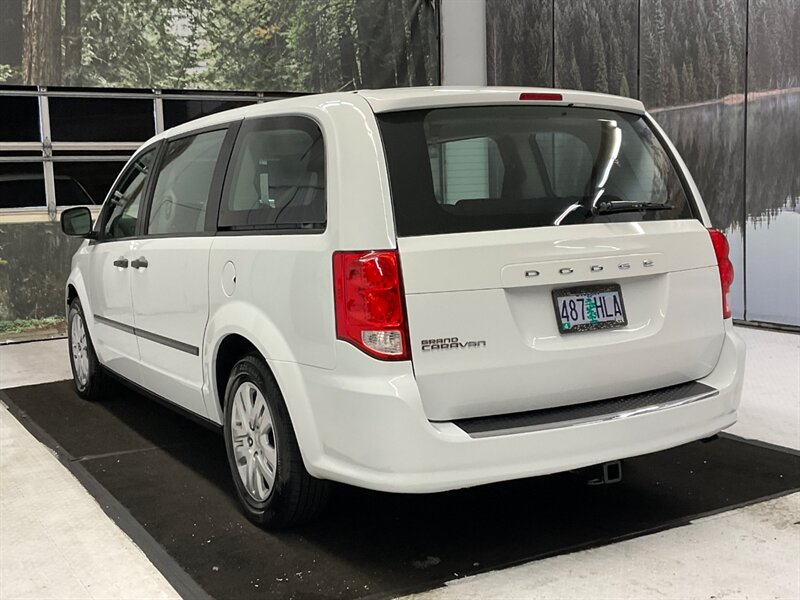 2015 Dodge Grand Caravan American Value Package / V6 / 8-Passenger /1-OWNER  / LOCAL OREGON MINIVAN / Towing Package / 137,000 MILES - Photo 7 - Gladstone, OR 97027