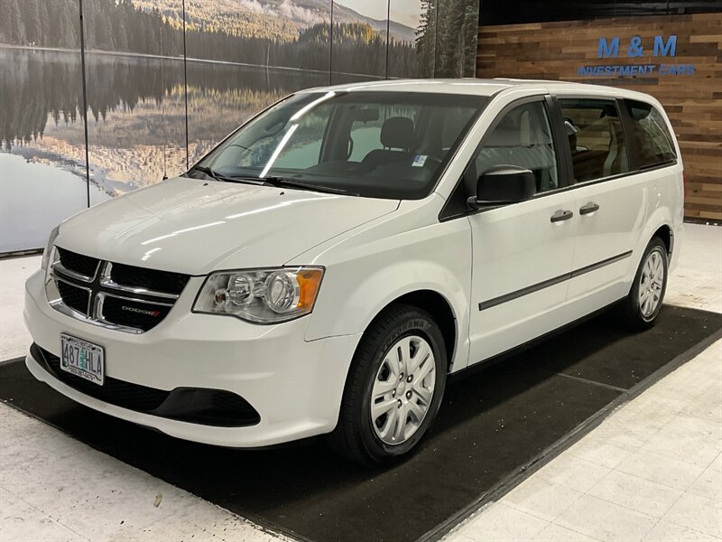 2015 Dodge Grand Caravan American Value Package / V6 / 8-Passenger /1-OWNER  / LOCAL OREGON MINIVAN / Towing Package / 137,000 MILES - Photo 1 - Gladstone, OR 97027