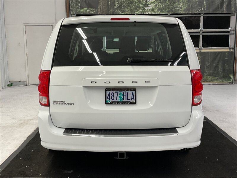 2015 Dodge Grand Caravan American Value Package / V6 / 8-Passenger /1-OWNER  / LOCAL OREGON MINIVAN / Towing Package / 137,000 MILES - Photo 6 - Gladstone, OR 97027