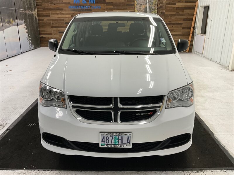 2015 Dodge Grand Caravan American Value Package / V6 / 8-Passenger /1-OWNER  / LOCAL OREGON MINIVAN / Towing Package / 137,000 MILES - Photo 5 - Gladstone, OR 97027