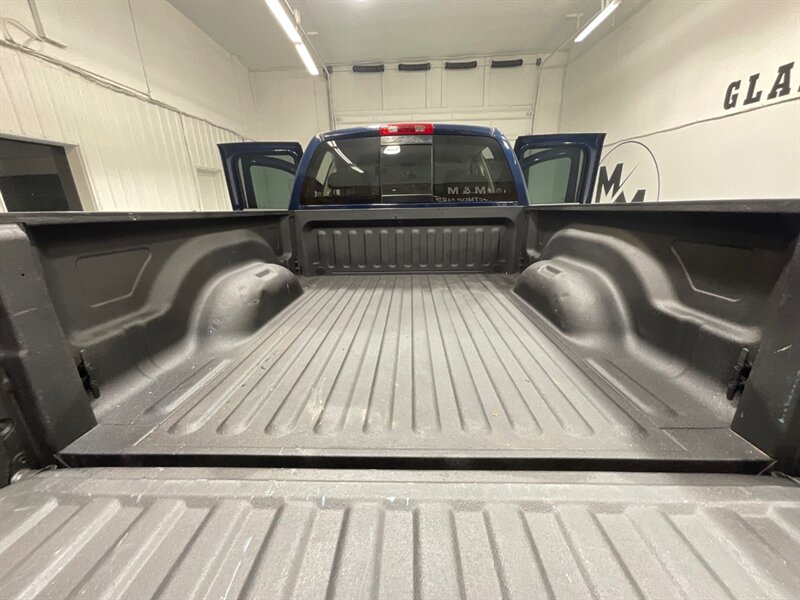 2006 Dodge Ram 1500 BIG HORN 4X4 6-SPEED MANUAL / 4.7L V8 /NEW TIRES /SHORT BED / ZERO RUST - Photo 11 - Gladstone, OR 97027