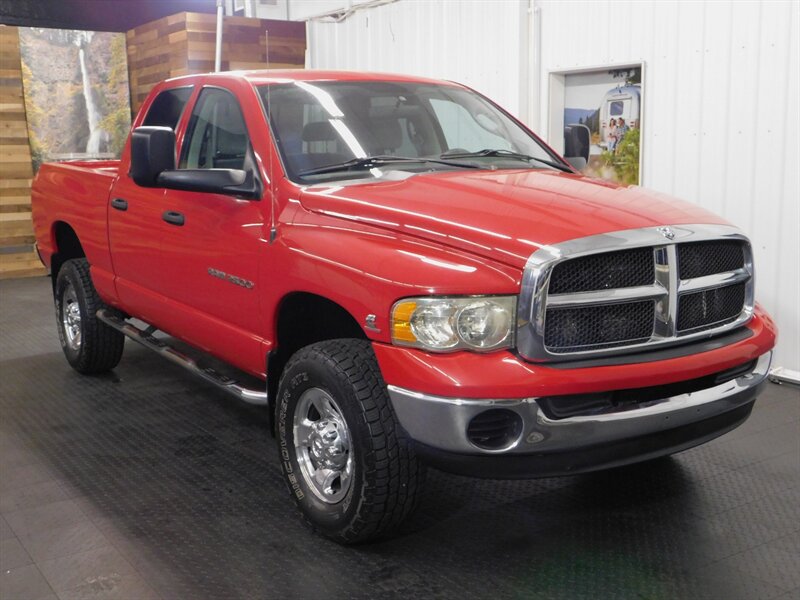 2004 Dodge Ram 2500 SLT 4X4 / 5.9L CUMMI   - Photo 2 - Gladstone, OR 97027