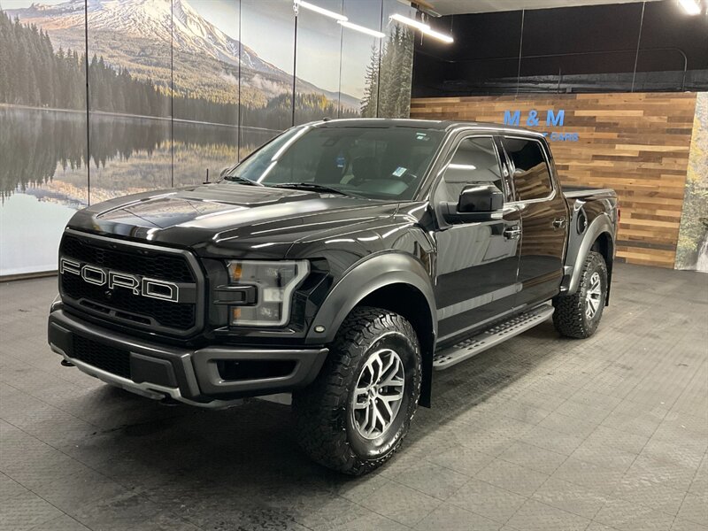 2017 Ford F-150 Raptor Super Crew 4X4 / 3.5L ECOBOOST / PANO SUNRO  Twin Panel Sunroof / Tech Pkg / LOADED - Photo 39 - Gladstone, OR 97027