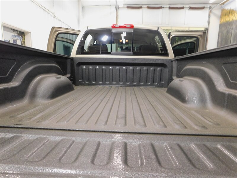 2005 Dodge Ram 3500 SLT 4X4 / 5.9L Cummi   - Photo 22 - Gladstone, OR 97027