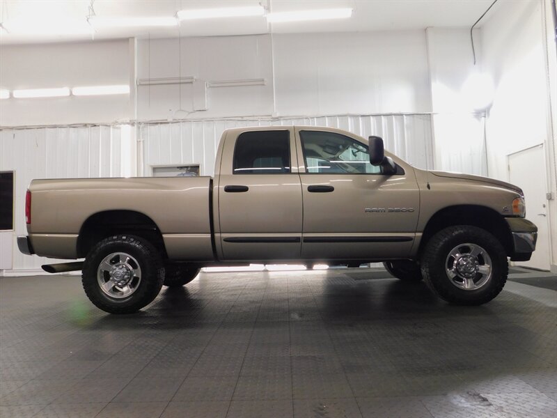 2005 Dodge Ram 3500 SLT 4X4 / 5.9L Cummi   - Photo 4 - Gladstone, OR 97027