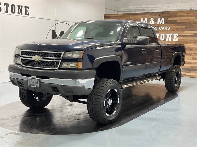 2005 Chevrolet Silverado 2500HD LS CREW CAB / 4X4 / 8.1L V8 / LOW MILES  / LIFTED / RUST FREE LOCAL - Photo 1 - Gladstone, OR 97027