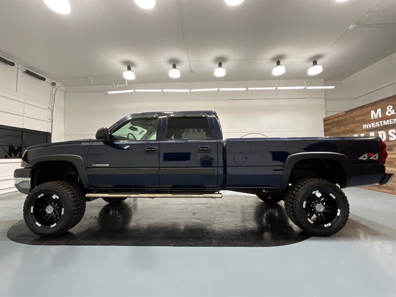 2005 Chevrolet Silverado 2500HD LS CREW CAB / 4X4 / 8.1L V8 / LOW MILES  / LIFTED / RUST FREE LOCAL - Photo 3 - Gladstone, OR 97027