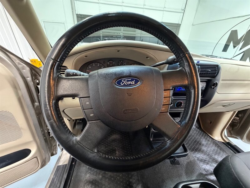 2004 Ford Ranger XLT 4X4 V6 4.0L / ZERO RUST / 60K MILES / Towing Pkg - Photo 16 - Gladstone, OR 97027