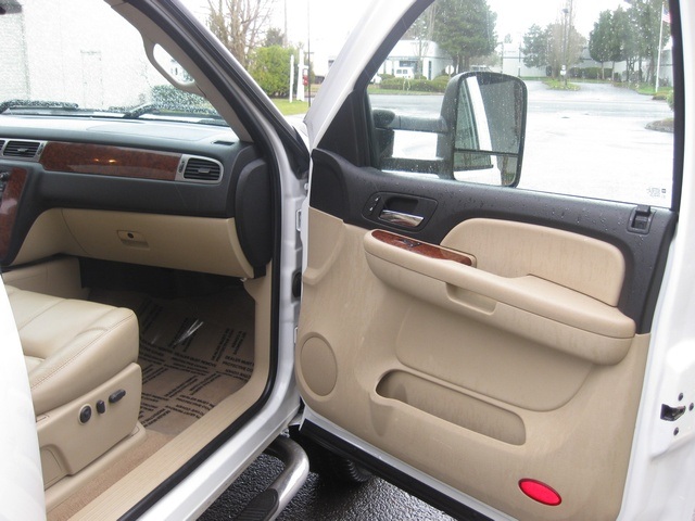 2007 Chevrolet Silverado 2500 LTZ 4X4 * DURAMAX Diesel * CrewCab LongBed/Leather   - Photo 41 - Portland, OR 97217