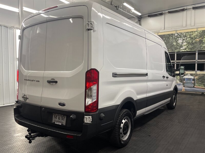 2015 Ford Transit 250 CARGO VAN / 3.2L DIESEL / LWB MEDIUM ROOF   - Photo 8 - Gladstone, OR 97027