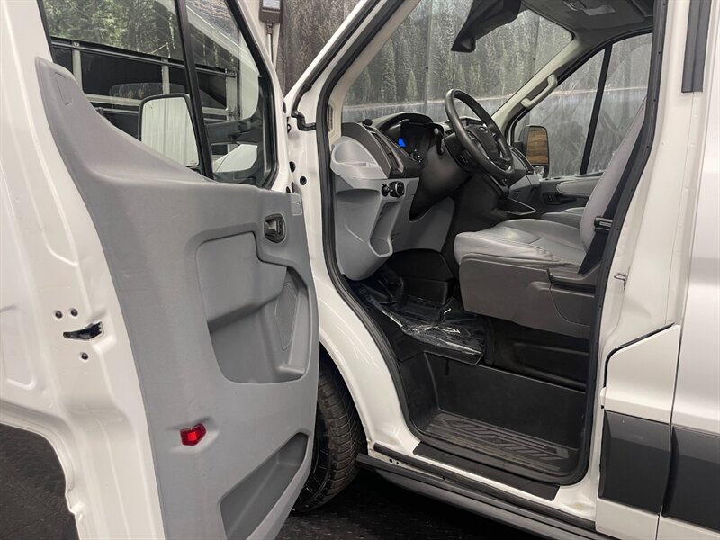 2015 Ford Transit 250 CARGO VAN / 3.2L DIESEL / LWB MEDIUM ROOF   - Photo 13 - Gladstone, OR 97027