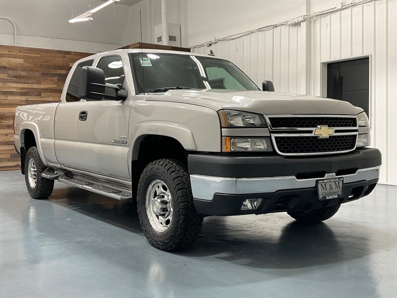 2007 Chevrolet Silverado 2500 LT 4X4 / 6.6L DIESEL / LBZ MOTOR / 74,000  / Allison Transmission - Photo 54 - Gladstone, OR 97027