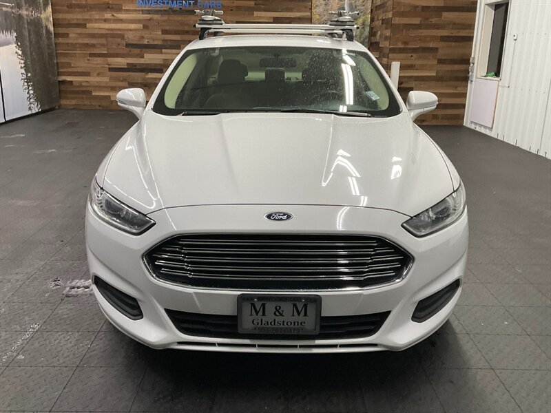 2013 Ford Fusion SE Sedan / 2.5L 4Cyl / 1-OWNER / Backup Camera  ROOF RACK / SHARP & CLEAN - Photo 2 - Gladstone, OR 97027