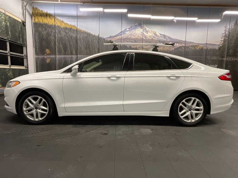 2013 Ford Fusion SE Sedan / 2.5L 4Cyl / 1-OWNER / Backup Camera  ROOF RACK / SHARP & CLEAN - Photo 4 - Gladstone, OR 97027