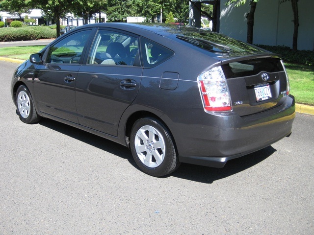 2007 Toyota Prius   - Photo 3 - Portland, OR 97217