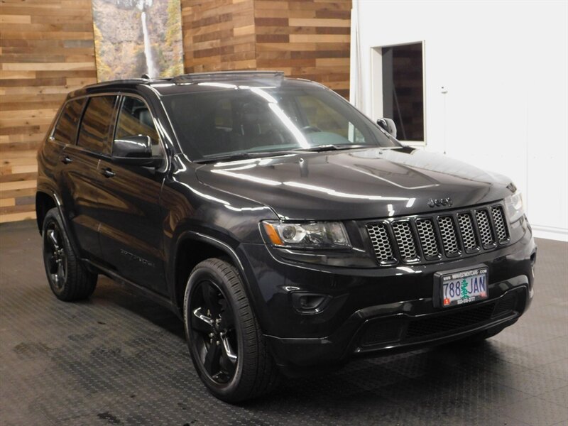 2015 Jeep Grand Cherokee Altitude Sport Utili   - Photo 2 - Gladstone, OR 97027