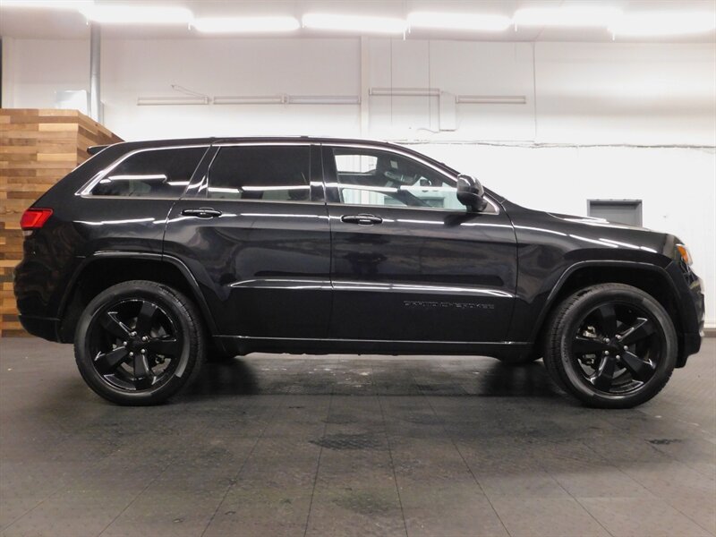 2015 Jeep Grand Cherokee Altitude Sport Utili   - Photo 4 - Gladstone, OR 97027