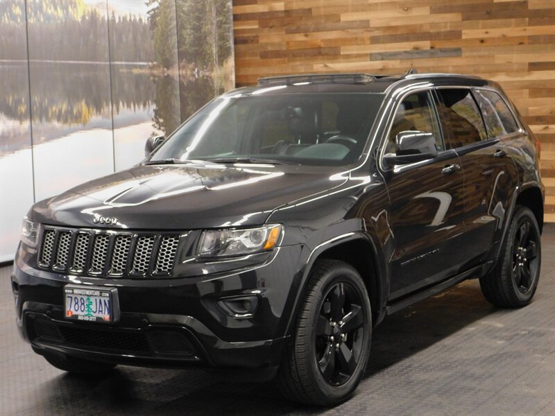 2015 Jeep Grand Cherokee Altitude Sport Utili   - Photo 1 - Gladstone, OR 97027