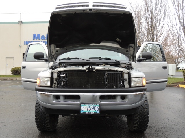 1999 Dodge Ram 2500 Laramie/ 4x4 /LongBed/ 5.9L CUMMINS Diesel /LIFTED   - Photo 17 - Portland, OR 97217