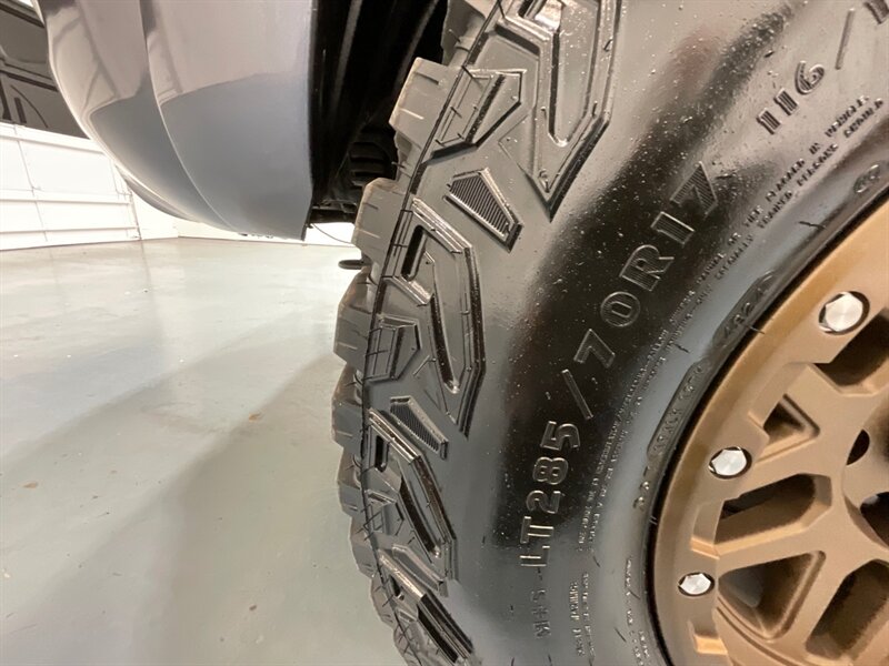 2004 Toyota 4Runner Limited 4X4 V6 / 1-OWNER / LIFTED LIFTED / NEW LIFT + NEW WHEELS & TIRES / ZERO RUST / LEATHER HEATED SEATS / SUNROOF - Photo 51 - Gladstone, OR 97027