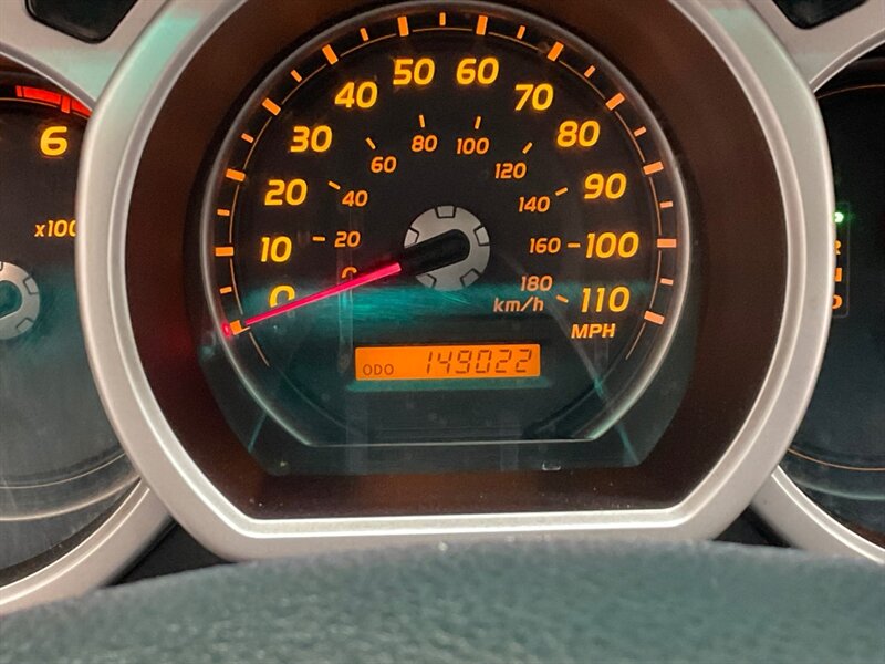 2004 Toyota 4Runner Limited 4X4 V6 / 1-OWNER / LIFTED LIFTED / NEW LIFT + NEW WHEELS & TIRES / ZERO RUST / LEATHER HEATED SEATS / SUNROOF - Photo 56 - Gladstone, OR 97027