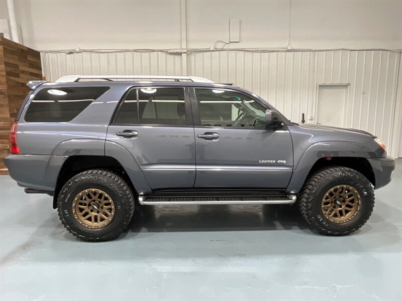 2004 Toyota 4Runner Limited 4X4 V6 / 1-OWNER / LIFTED LIFTED / NEW LIFT + NEW WHEELS & TIRES / ZERO RUST / LEATHER HEATED SEATS / SUNROOF - Photo 4 - Gladstone, OR 97027