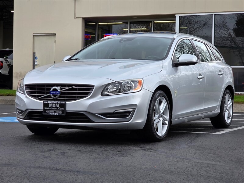 2015 Volvo V60 T5 Premier Edition / 2.5 L 5 CYLINDER TURBO / AWD  / HEATED LEATHER / CITY SAFETY / ZERO RUST - Photo 1 - Portland, OR 97217