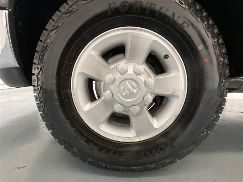 2005 Dodge Ram 2500 ST Regular Cab / 5.9L DIESEL / 6-SPEED / 57K MILES  / RWD / LONG BED / STANDARD CAB / LOCAL TRUCK W. ZERO RUST - Photo 38 - Gladstone, OR 97027