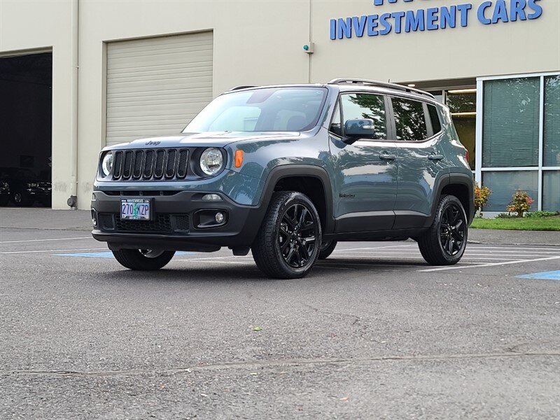 2018 Jeep Renegade Altitude SPORT UTILITY / 4X4 / MY SKY DUAL PANEL  ROOF / 6 SPEED MANUAL / Blacked Out / FACTORY WARRANTY - Photo 63 - Portland, OR 97217