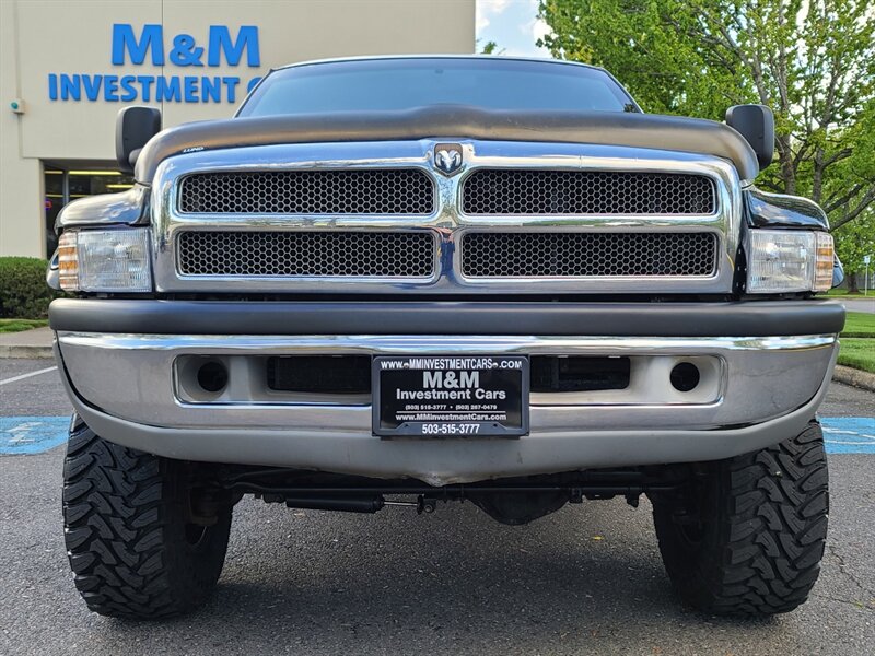 1999 Dodge Ram 2500 LONG BED 4X4 / 5.9L DIESEL / LIFTED / MANUAL  / Laramie / Leather / TOYO Mud Tires / CUMMINS / LOCAL / NO RUST / New Clutch - Photo 6 - Portland, OR 97217