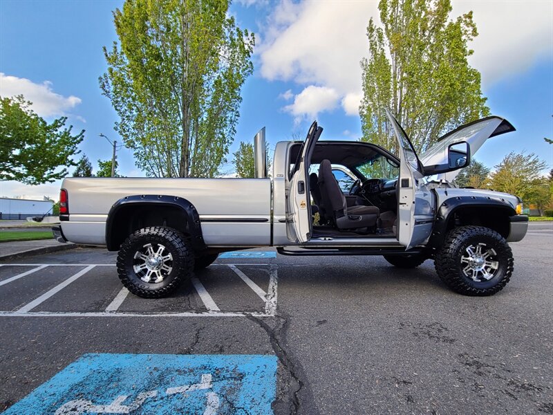 1999 Dodge Ram 2500 LONG BED 4X4 / 5.9L DIESEL / LIFTED / MANUAL  / Laramie / Leather / TOYO Mud Tires / CUMMINS / LOCAL / NO RUST / New Clutch - Photo 24 - Portland, OR 97217