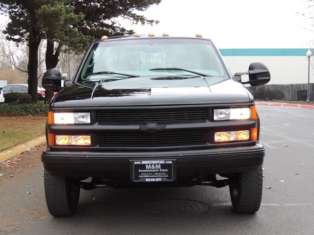 1998 Chevrolet K3500 Silverado / 4X4 / DUALLY / CrewCab /Long Bed   - Photo 7 - Portland, OR 97217