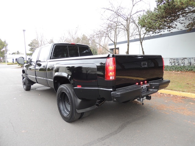 1998 Chevrolet K3500 Silverado / 4X4 / DUALLY / CrewCab /Long Bed   - Photo 3 - Portland, OR 97217