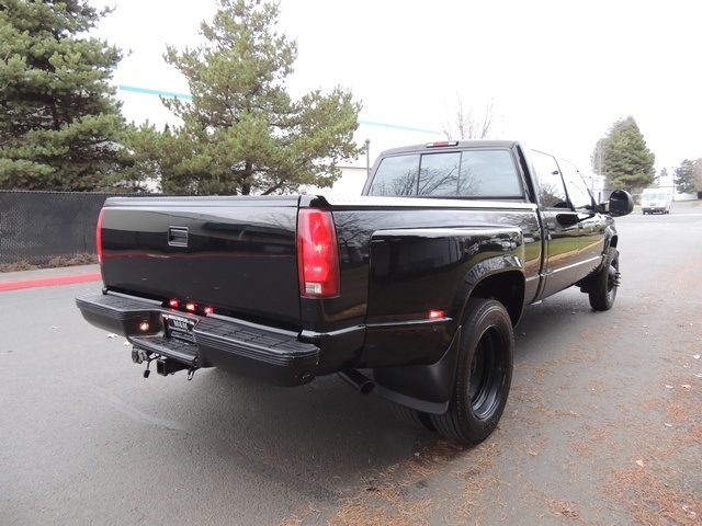 1998 Chevrolet K3500 Silverado / 4X4 / DUALLY / CrewCab /Long Bed   - Photo 4 - Portland, OR 97217